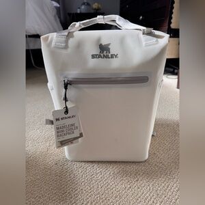 Stanley Madeline Mini Cooler Backpack cream NwT